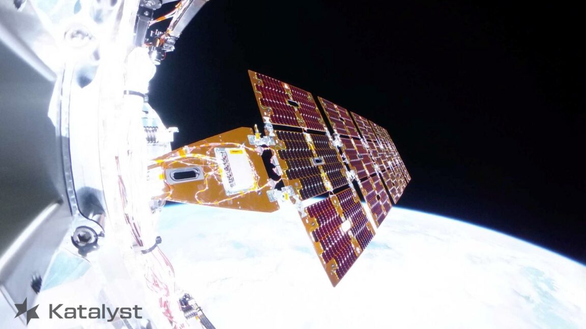 NASA, Swift Gama Işını Gözlemevini Kurtarma Misyonunu İptal Etti